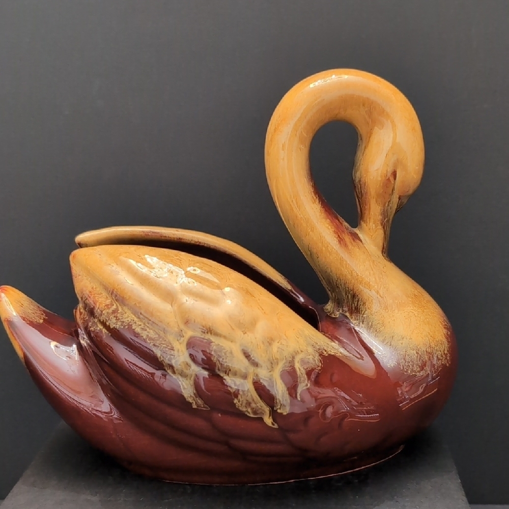 VGT, Blue Mountain Pottery Brown/Yellow Glazed Swan Planter.